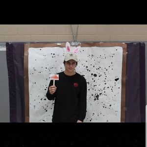 Meet your Posher, Ethan